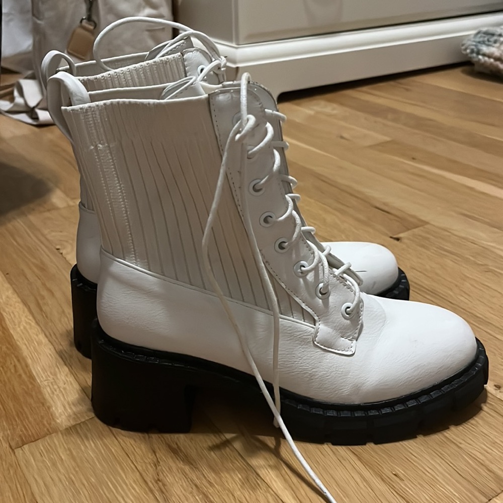 Windsor boots - Picture 2 of 5